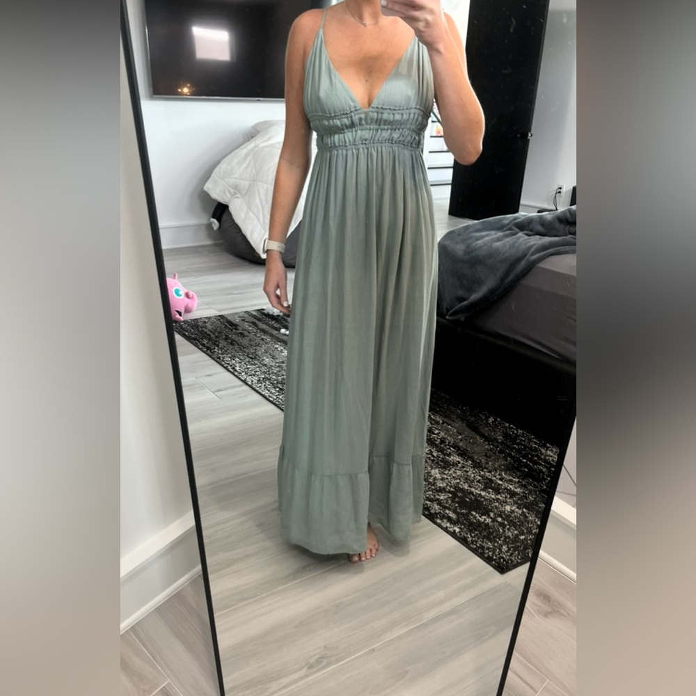 Women’s Maxi Dress - Sage Green V-Neck Spaghetti Strap